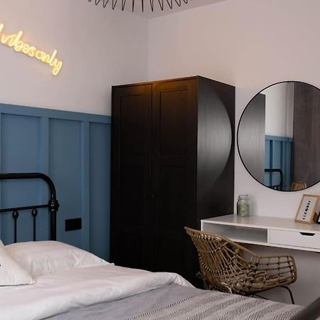 Blue Moon. Cozy Apartment Near Iulius Mall Cluj-Napoca Luaran gambar