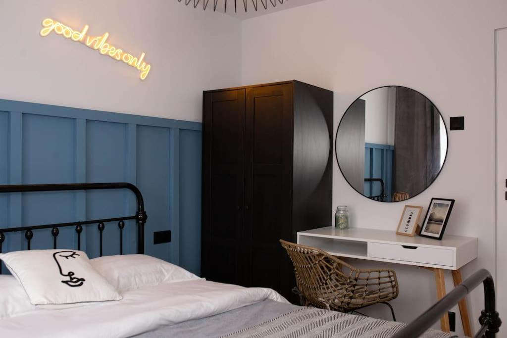 Blue Moon. Cozy Apartment Near Iulius Mall Cluj-Napoca Luaran gambar